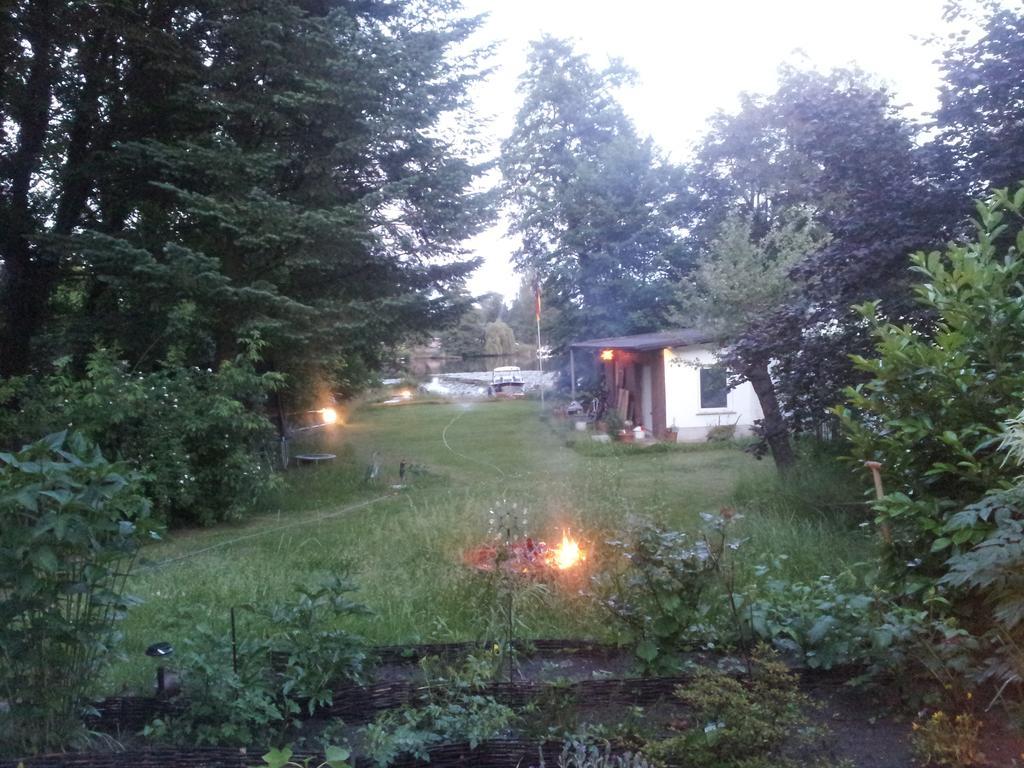 Ferienwohnungen Am Krossinsee ベルリン エクステリア 写真